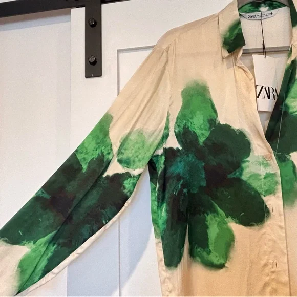 Zara Cream and Green Floral Silk Button-Up Shirt - Picture 3 of 9